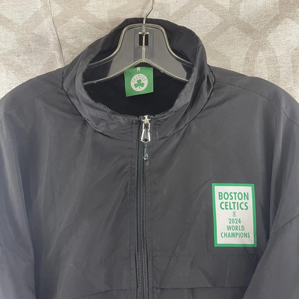 Boston Celtics 2024 World Champions Windbreaker Jacket‎ Mens M Black Full Zip